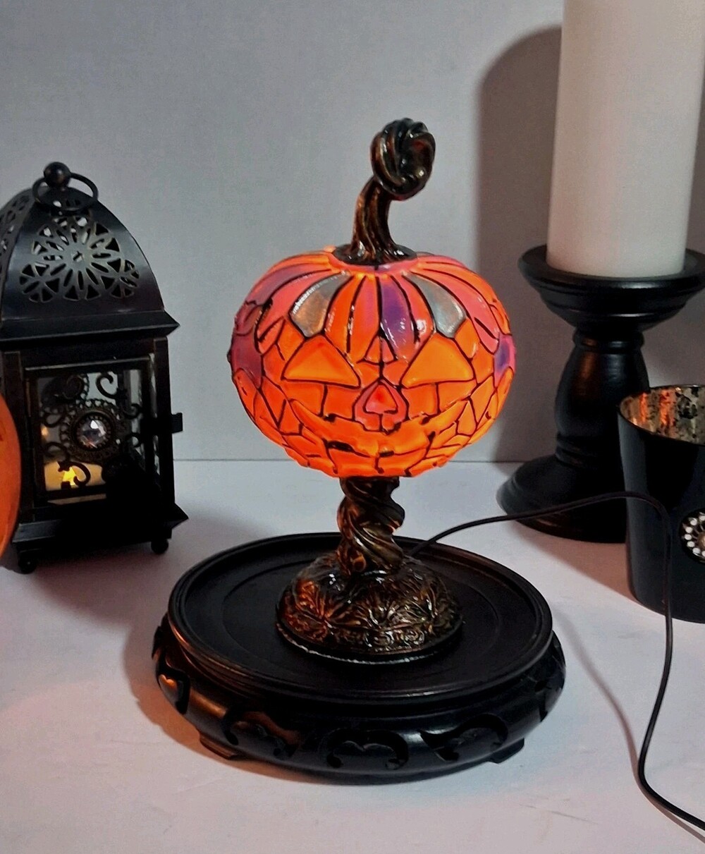 BNIB! Pumpkin Accent Lamp w/Vine-look Topper; Never Used! SO CUTE! NEW!